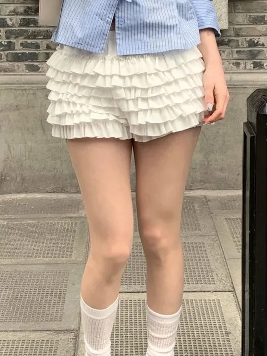 Korean Style A-Line Pleated Skirt Women's Miniature Fashionable Youthful Lace Trim Shortie Skirt Pants High Waist Short Dress
Korean Style A-Line Pleated Skirt Women's Miniature Fashionable Youthful Lace Trim Shortie Skirt Pants High Waist Short Dress