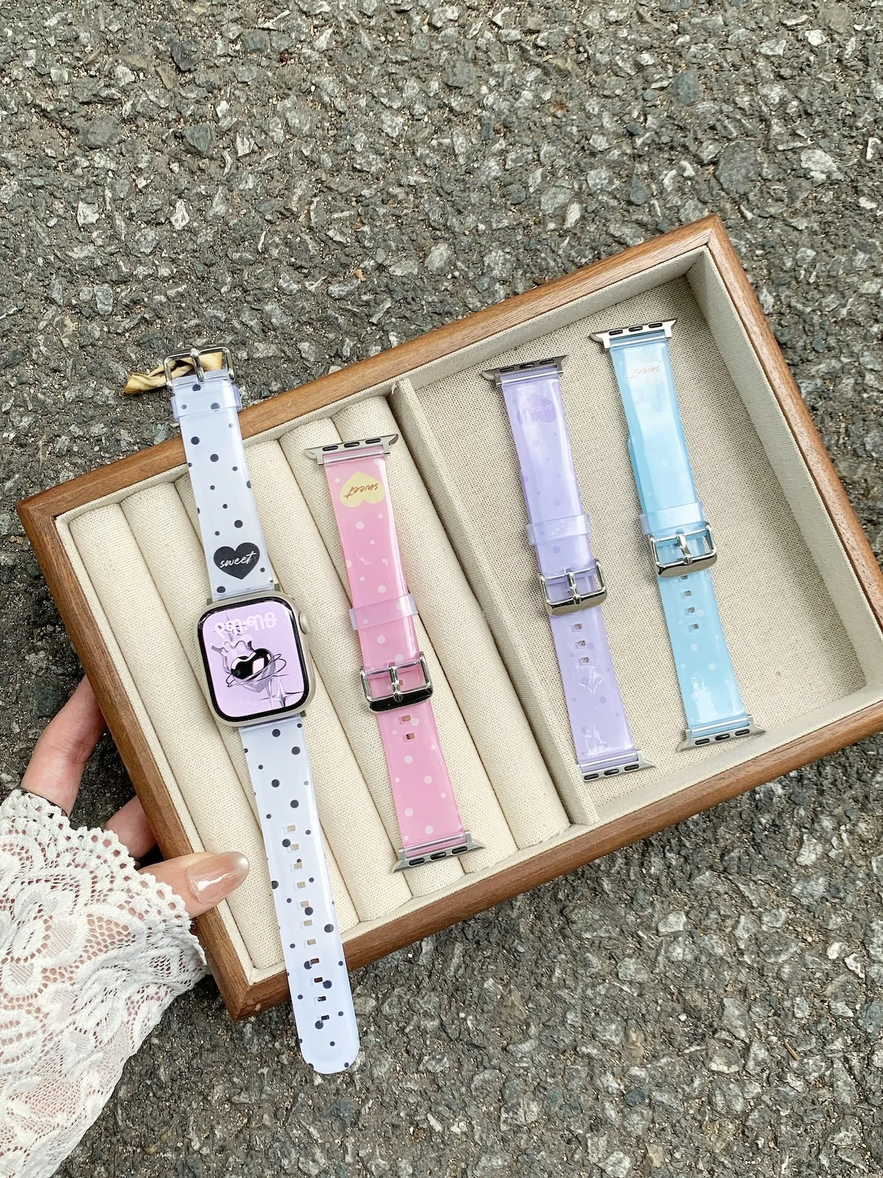 Kawaii Love Heart Jelly Color Watch Strap For Apple Watch S11 10 Ultra 49/46/45/44/42-38mm Slim Soft Strap for iwatch
Kawaii Love Heart Jelly Color Watch Strap For Apple Watch S11 10 Ultra 49/46/45/44/42-38mm Slim Soft Strap for iwatch