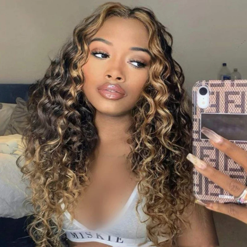 African Small European and American for Women Long Curly Hair Middle Part Highlighted Synthetic Fiber Afro Wig
African Small European and American for Women Long Curly Hair Middle Part Highlighted Synthetic Fiber Afro Wig