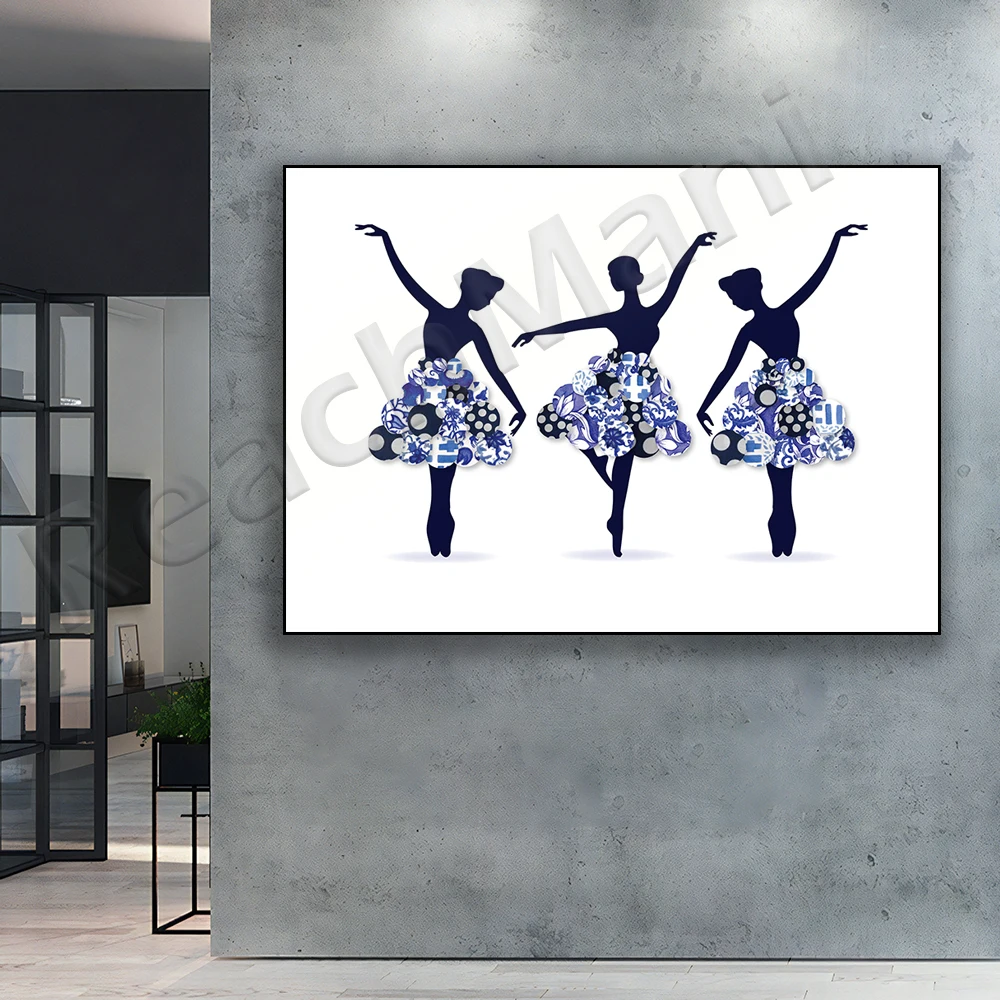Blue and white watercolor Chinese style ballerina printing Ming porcelain blue and white oil painting oriental art poster
Blue and white watercolor Chinese style ballerina printing Ming porcelain blue and white oil painting oriental art poster