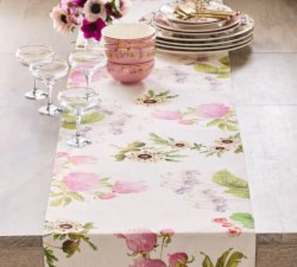 Table Runner, Pink Floral Print Decorative Table Runner for Dining Table, Kitchen and Romantic Home Decor
Table Runner, Pink Floral Print Decorative Table Runner for Dining Table, Kitchen and Romantic Home Decor