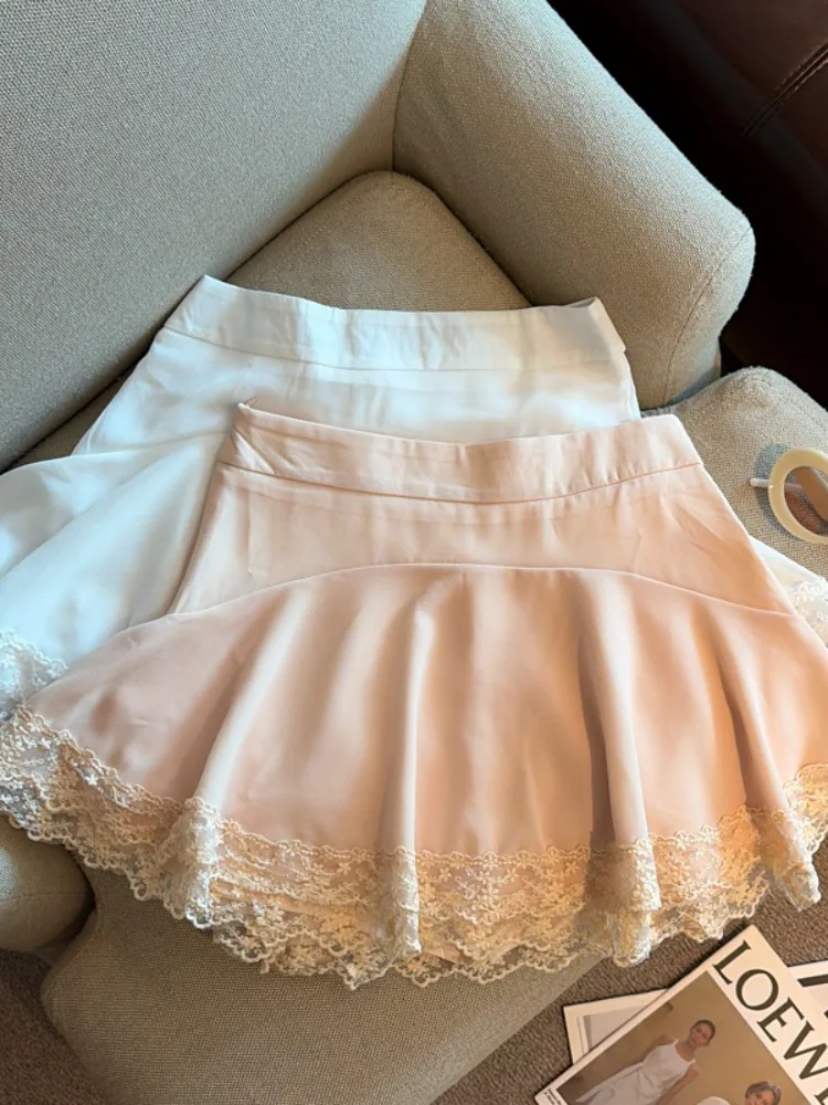 Sweet Ballet Style Lace Trim Splice High Waist A-Line Skirt Women's Summer New Design Slimming Skirts City Walk
Sweet Ballet Style Lace Trim Splice High Waist A-Line Skirt Women's Summer New Design Slimming Skirts City Walk