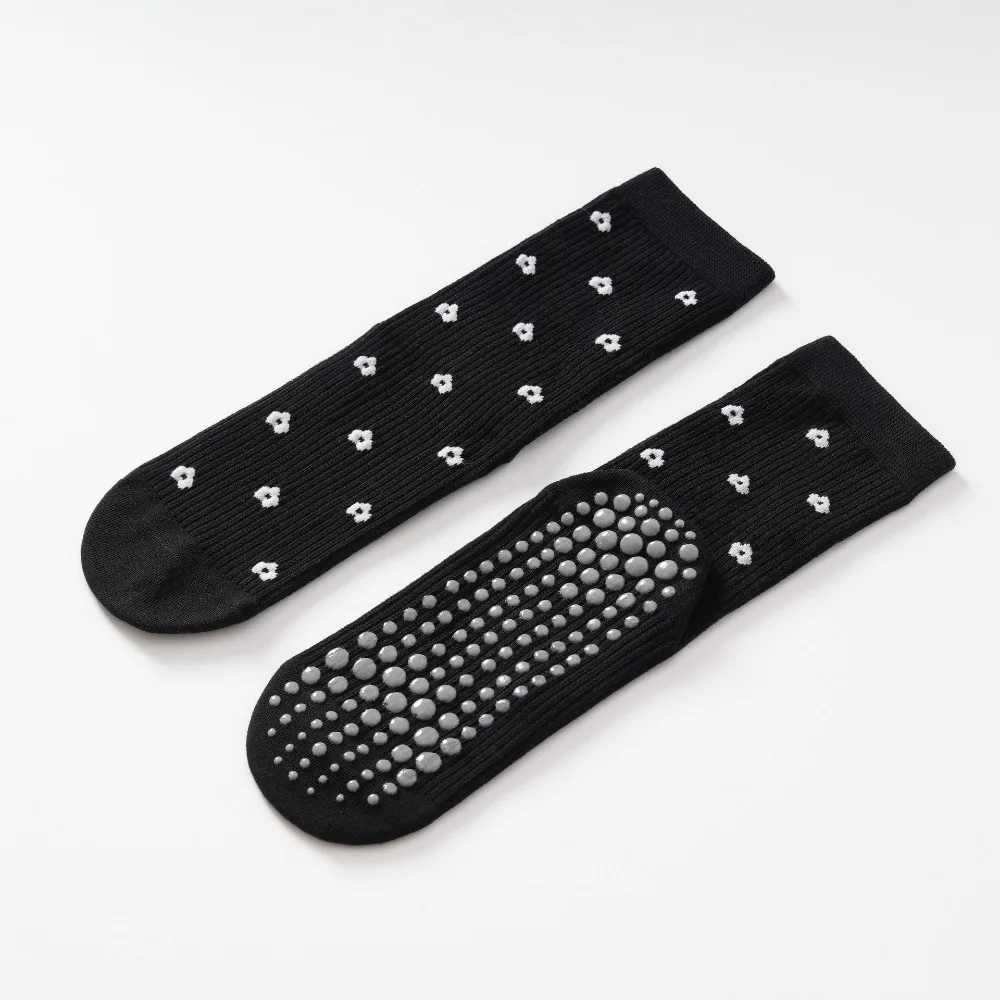 New Cotton Yoga Socks Anti-Slip Silicone Pilates Socks Jacquard Design Professional Floor Socks Sports Fitness
New Cotton Yoga Socks Anti-Slip Silicone Pilates Socks Jacquard Design Professional Floor Socks Sports Fitness