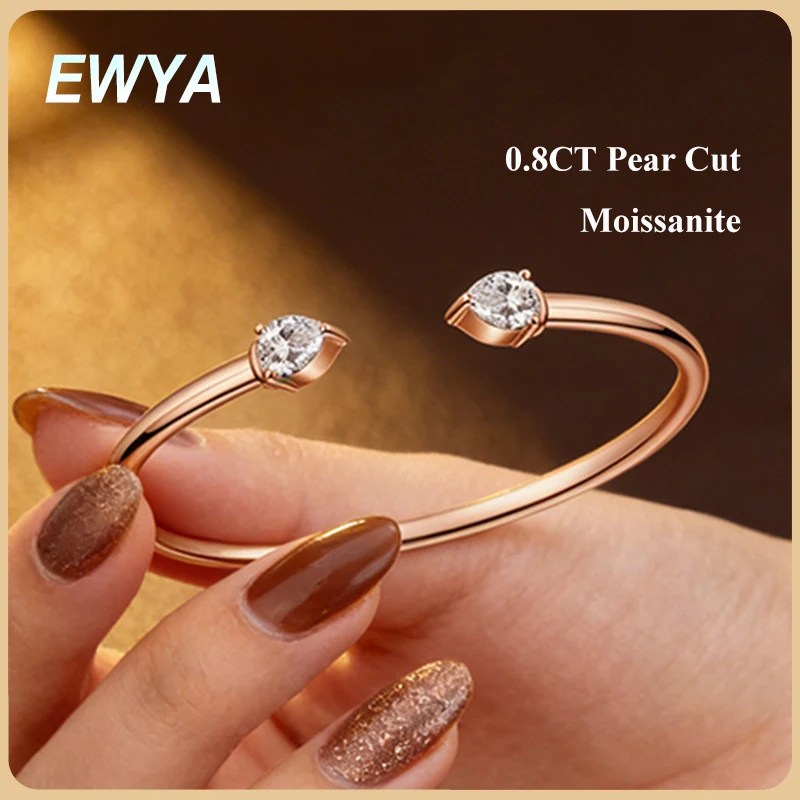 EWYA 2-Stone 0.8ct Pear Cut Moissanite Cuff Bangle 925 Silver Open Hand Chain Bracelet Adjustable Diamond Jewelry For Women Gift
EWYA 2-Stone 0.8ct Pear Cut Moissanite Cuff Bangle 925 Silver Open Hand Chain Bracelet Adjustable Diamond Jewelry For Women Gift