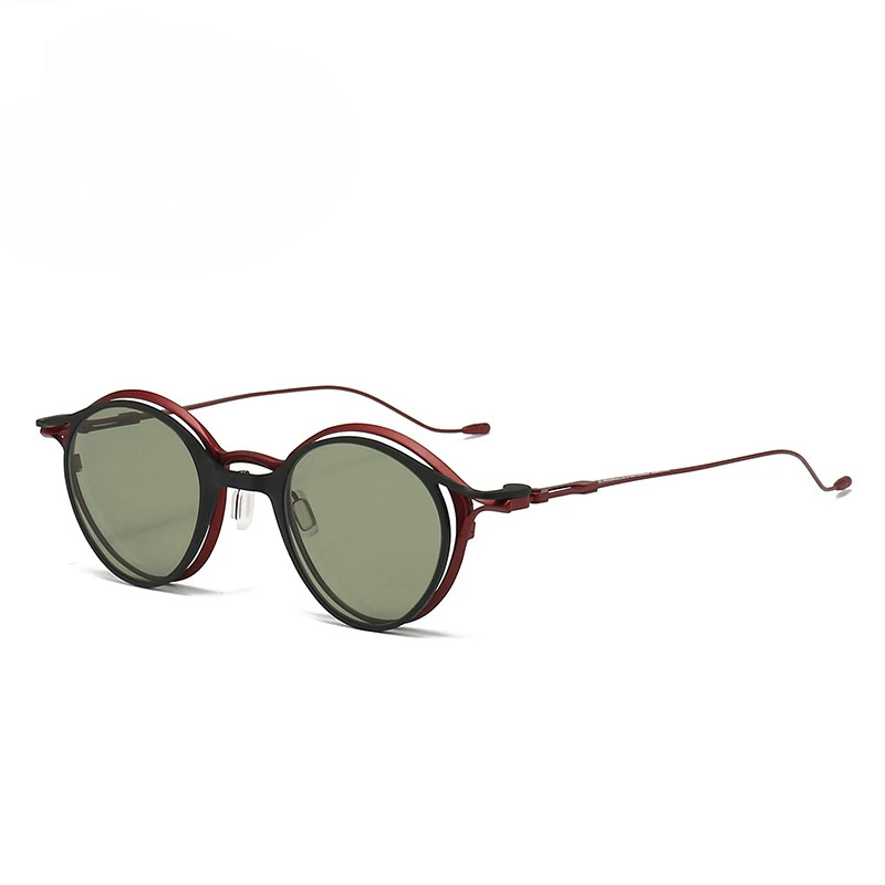 Pure Titanium Clip-On Sunglasses for Men Luxury Brand Men Glasses Top Quality Foldable Glasses Women Outdoor Protective Eyewear
Pure Titanium Clip-On Sunglasses for Men Luxury Brand Men Glasses Top Quality Foldable Glasses Women Outdoor Protective Eyewear
