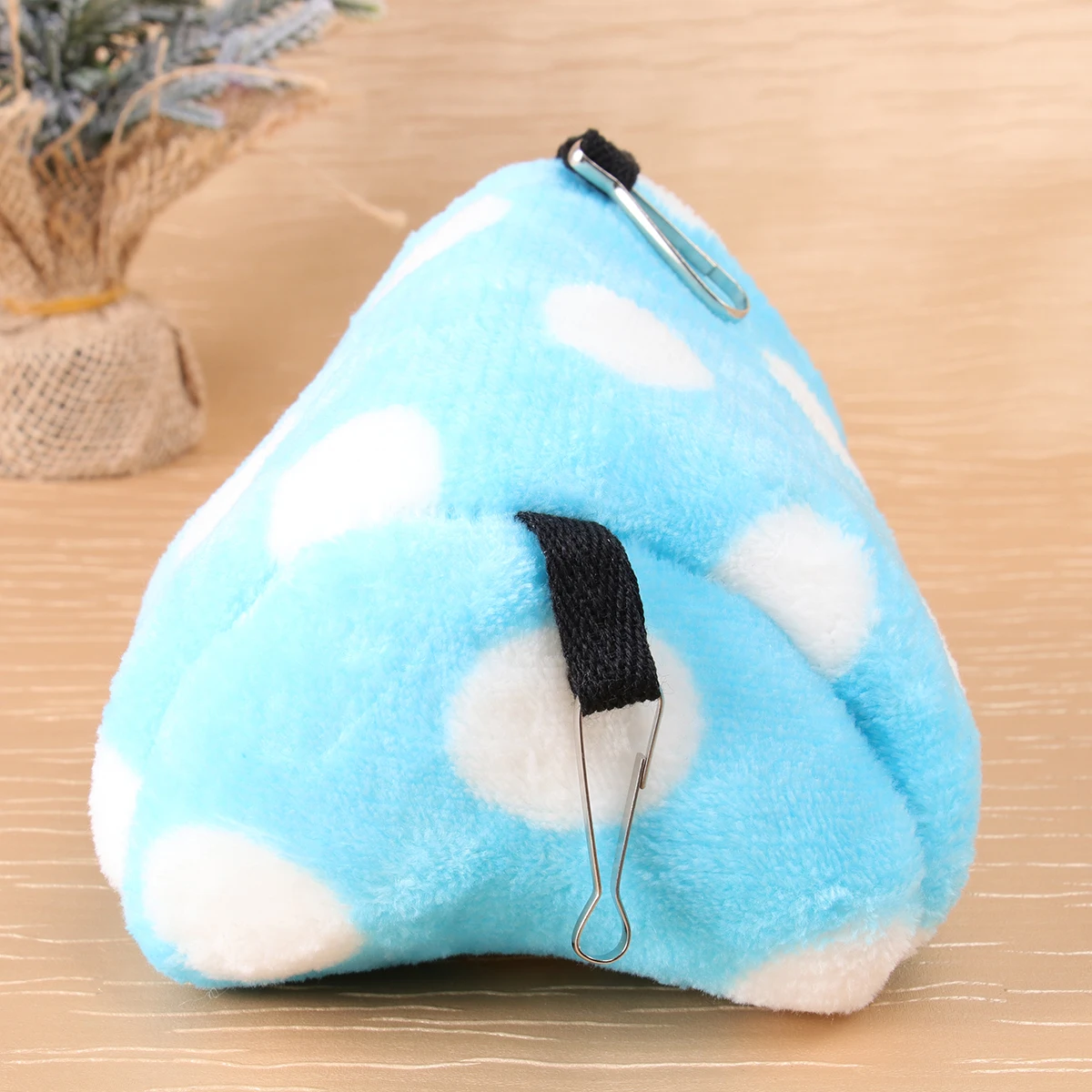 Warm Cotton Nest Cozy Ferret Beds Hideout Hut Thick Material Portable Hooks Parrots Bird House Winter Travel
Warm Cotton Nest Cozy Ferret Beds Hideout Hut Thick Material Portable Hooks Parrots Bird House Winter Travel