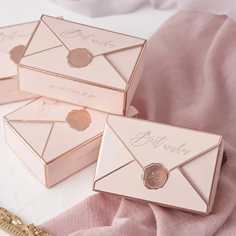 50pcs Creative Gift Box Packaging Envelope Shape Wedding Gift Candy Box Favors Birthday Party Christmas Jelwery Decoration
50pcs Creative Gift Box Packaging Envelope Shape Wedding Gift Candy Box Favors Birthday Party Christmas Jelwery Decoration