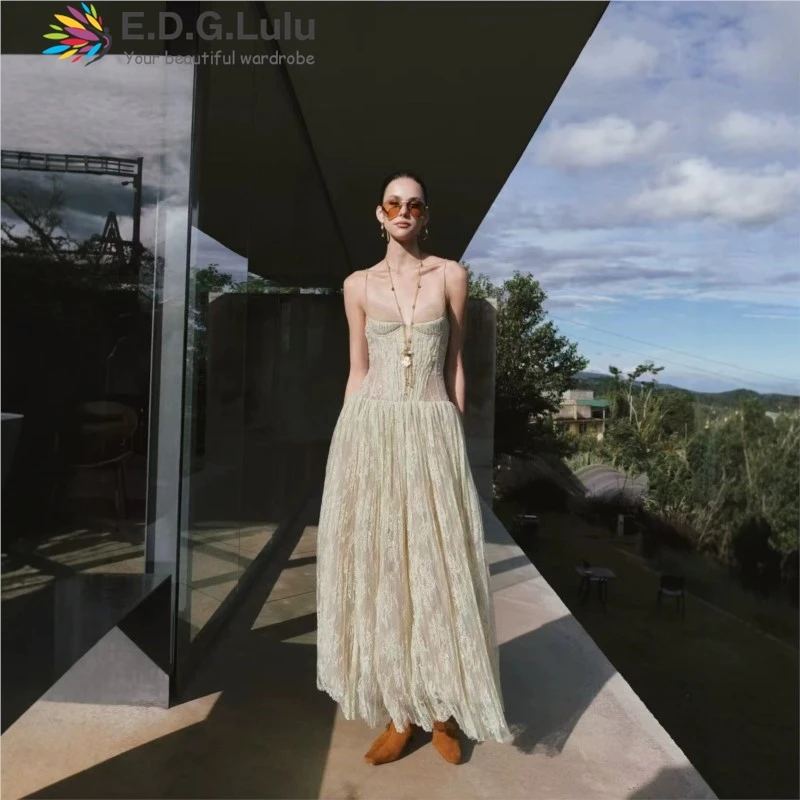 EDGLuLu Strapless Sleeveless Birthday Dresses For Woman Sexy Backless Hollow Embroidery Lace Elegant Long Evening Gown 0506
EDGLuLu Strapless Sleeveless Birthday Dresses For Woman Sexy Backless Hollow Embroidery Lace Elegant Long Evening Gown 0506