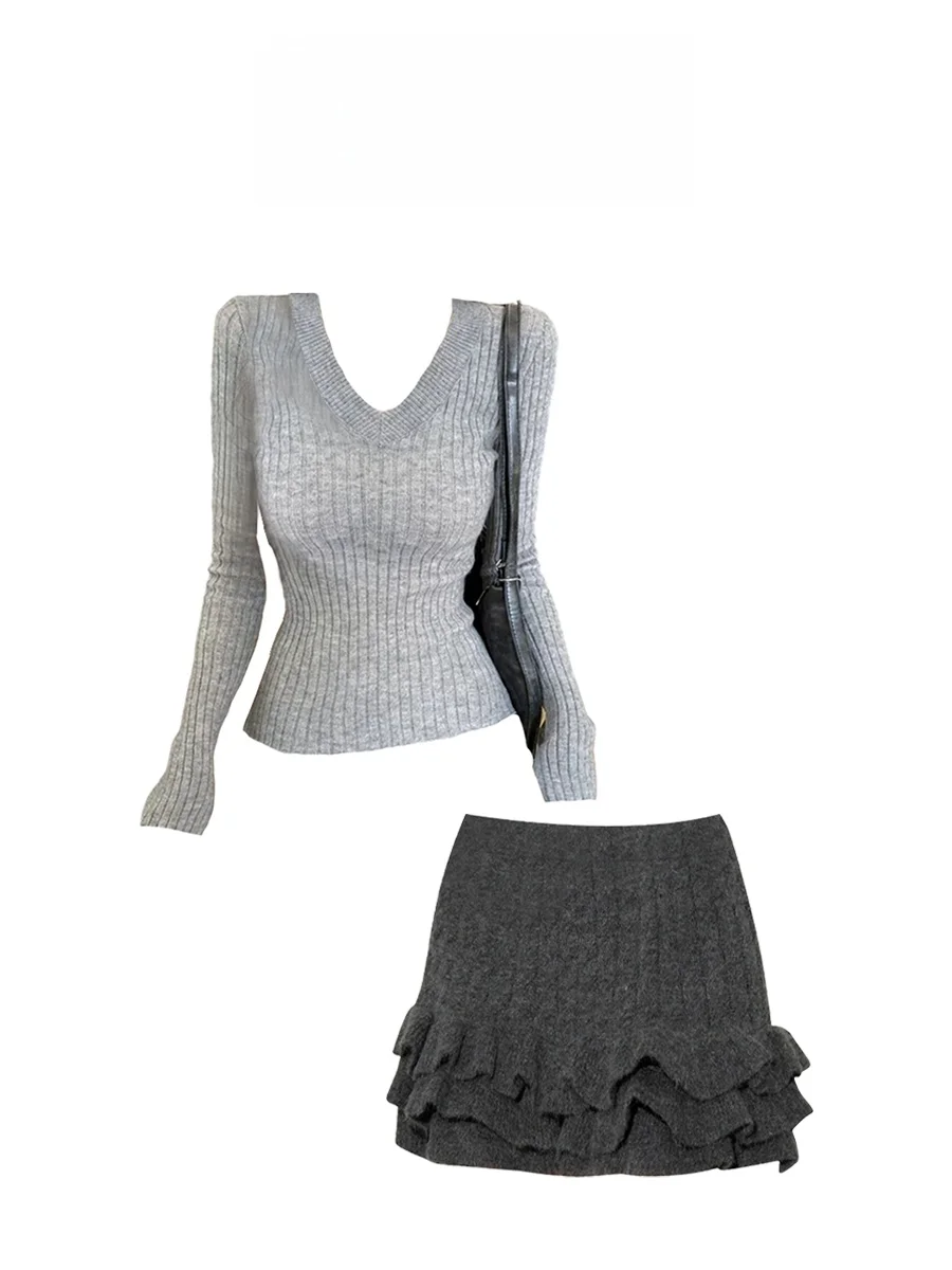 Parkyeon Grey Slimming V-Neck Knitwear Sweater Women's Autumn Winter Small Size Lace Half Skirt Set Sweet Style Long Sleeve
Parkyeon Grey Slimming V-Neck Knitwear Sweater Women's Autumn Winter Small Size Lace Half Skirt Set Sweet Style Long Sleeve