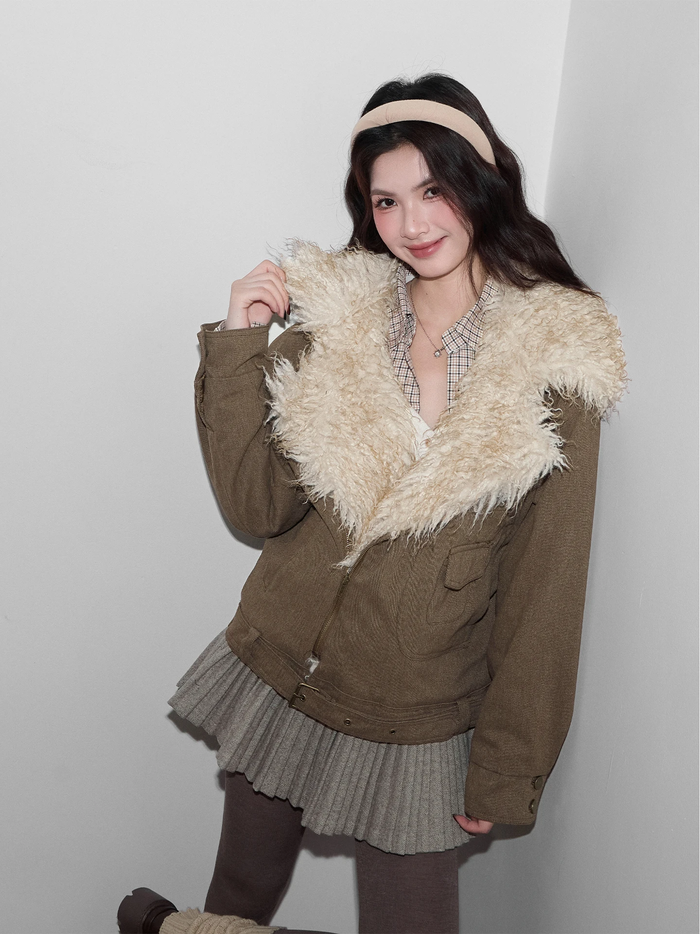 Warm Cotton Jaet Women's Loose Autumn Winter New Sle Faux Fur Collar Sweet Sle Faion Design Cotton Coat for Ladies
Warm Cotton Jaet Women's Loose Autumn Winter New Sle Faux Fur Collar Sweet Sle Faion Design Cotton Coat for Ladies