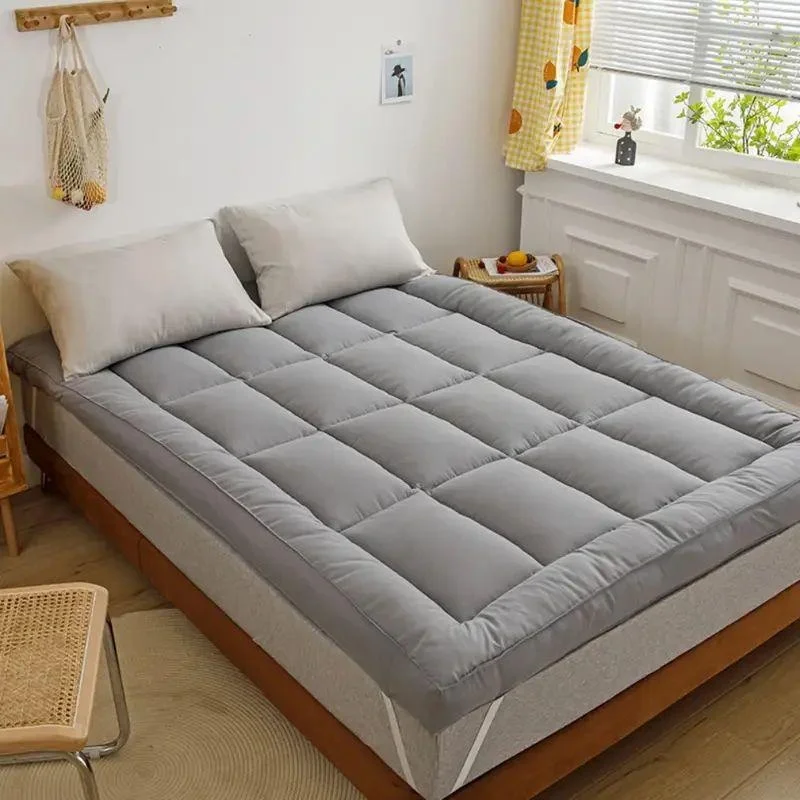 Gray King Size Mattress Topper
Gray King Size Mattress Topper