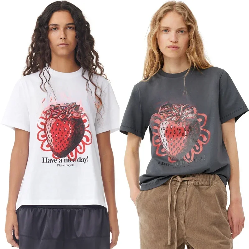 2023 Summer Fashion T-Shirt for Women Loose Strawberry Print Round Neck Cotton Top
2023 Summer Fashion T-Shirt for Women Loose Strawberry Print Round Neck Cotton Top