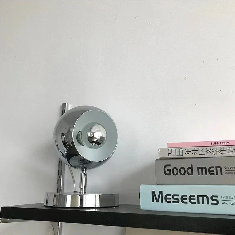 Bauhaus desk lamp post-modern creative Danish classic retro bedroom bedside desk lamp
Bauhaus desk lamp post-modern creative Danish classic retro bedroom bedside desk lamp