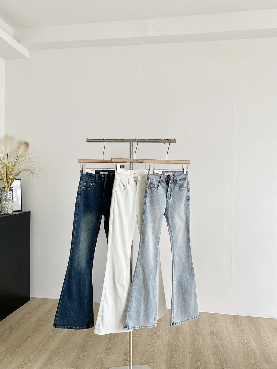 Spring 2025 High Waist Flared Jeans Women's Elastic Versatile Long Pants Slimming Effect Daily Commute Casual Fashion
Spring 2025 High Waist Flared Jeans Women's Elastic Versatile Long Pants Slimming Effect Daily Commute Casual Fashion