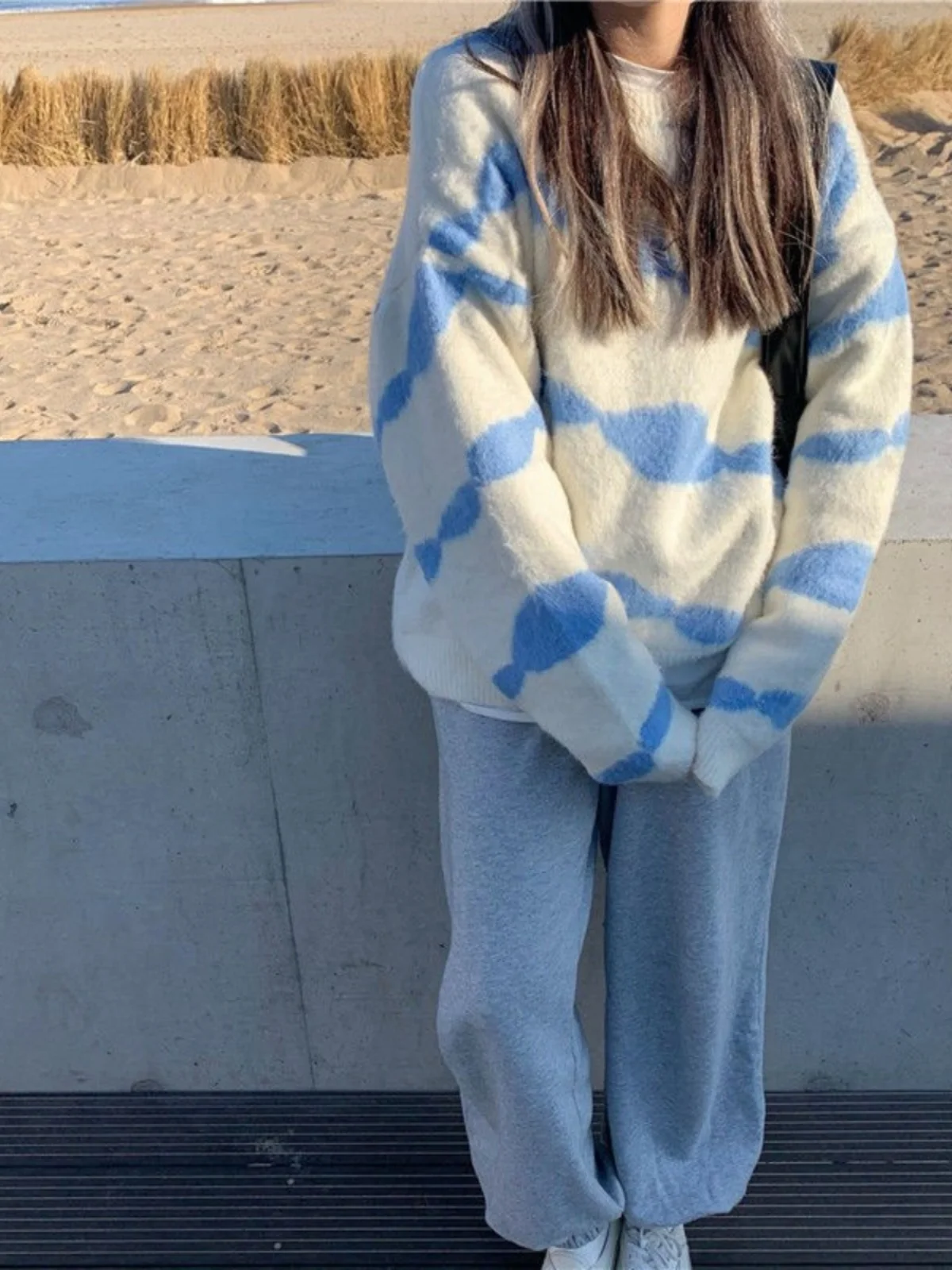 Loose Knitted Warm Sweater And ey Sweatpants Two-Piece Set Blue Clouds Color Scheme Salt Series Street Sle Women's Fa...
Loose Knitted Warm Sweater And ey Sweatpants Two-Piece Set Blue Clouds Color Scheme Salt Series Street Sle Women's Fa...