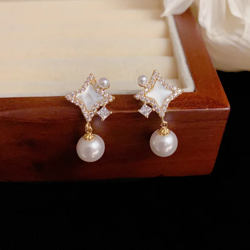 Exquisite 925 Silver Needle 14k Gold Plated Zircon Shell Star Pearl Pendant Earrings For Women Wedding Classic Fine Jewelry
Exquisite 925 Silver Needle 14k Gold Plated Zircon Shell Star Pearl Pendant Earrings For Women Wedding Classic Fine Jewelry