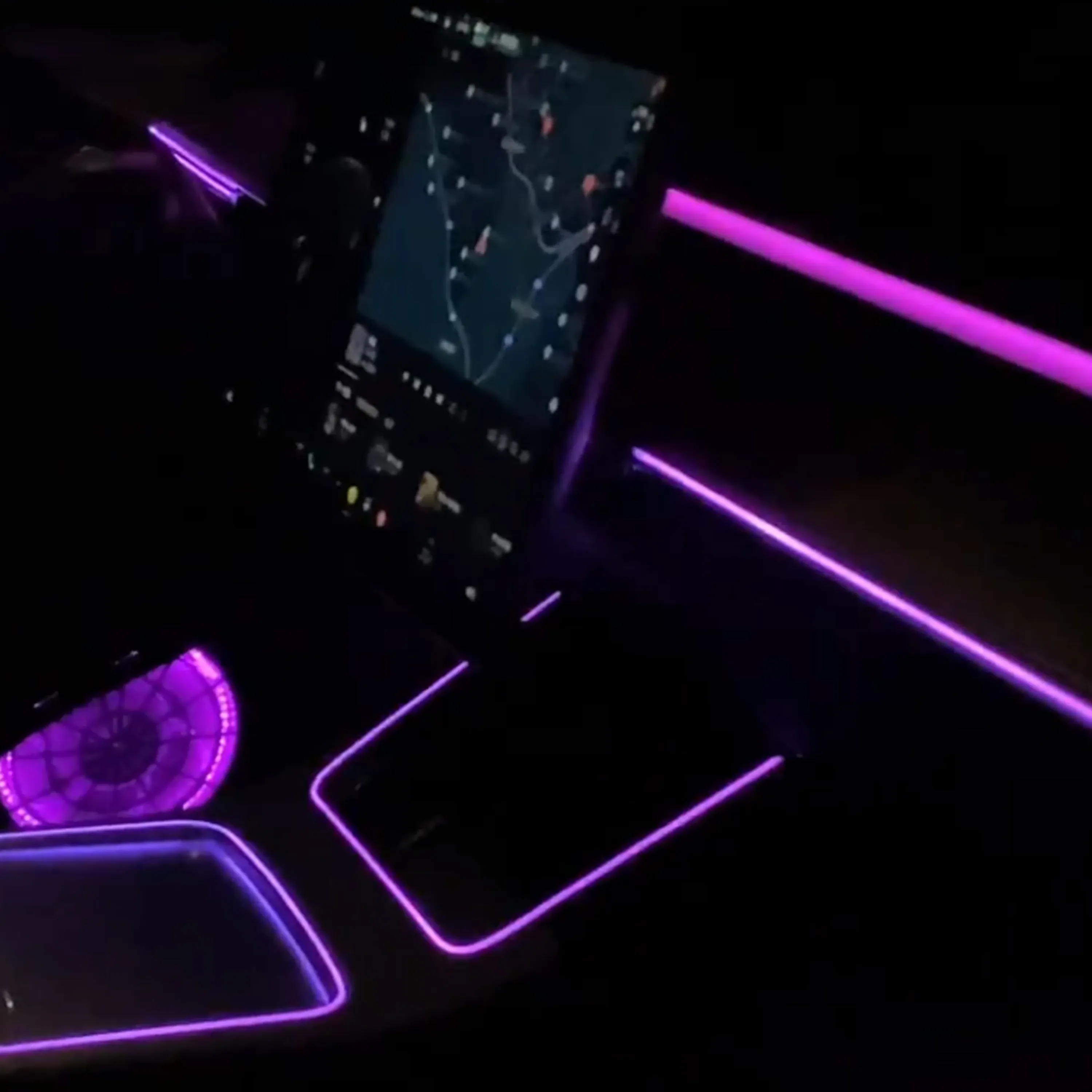 LED Atmosphere Light Strip 23 Color Car Styling Light for Te sla Model Y 2021 2022 Auto Decorative Retrofitted Ambient Light
LED Atmosphere Light Strip 23 Color Car Styling Light for Te sla Model Y 2021 2022 Auto Decorative Retrofitted Ambient Light