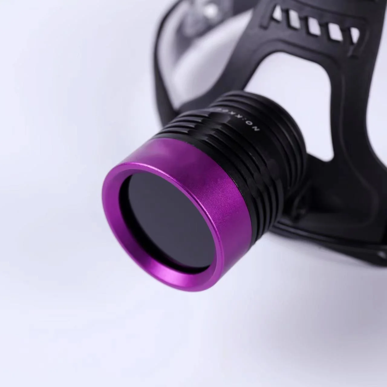 Powerful UV-A (365 Nm) LED Lamp Design UV Headlamp DG-3101S
Powerful UV-A (365 Nm) LED Lamp Design UV Headlamp DG-3101S