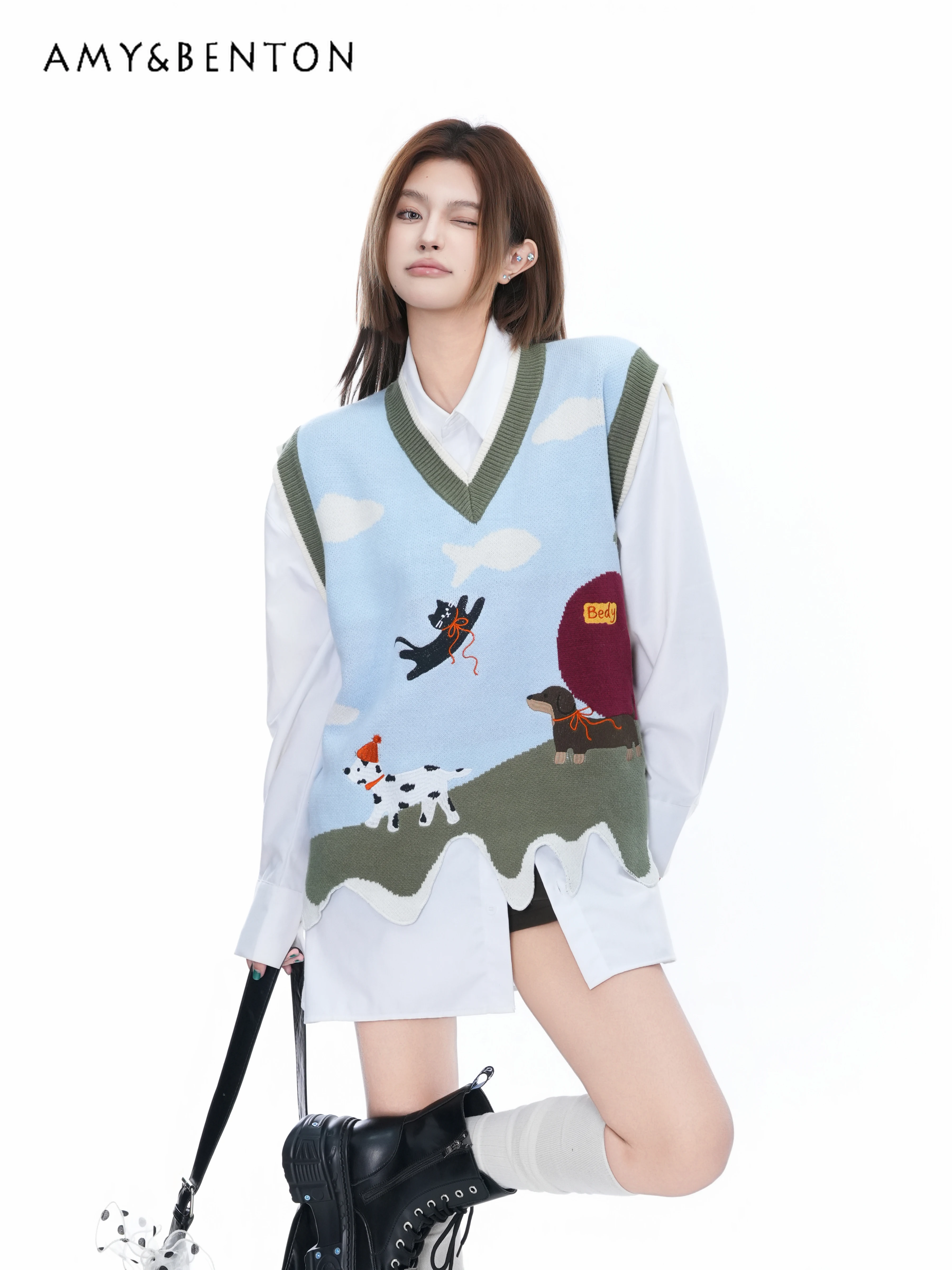 2025 Autumn New American Retro Style Irregular Loose Cartoon Print V-Neck Casual Comfortable Regular Knitted Vest
2025 Autumn New American Retro Style Irregular Loose Cartoon Print V-Neck Casual Comfortable Regular Knitted Vest