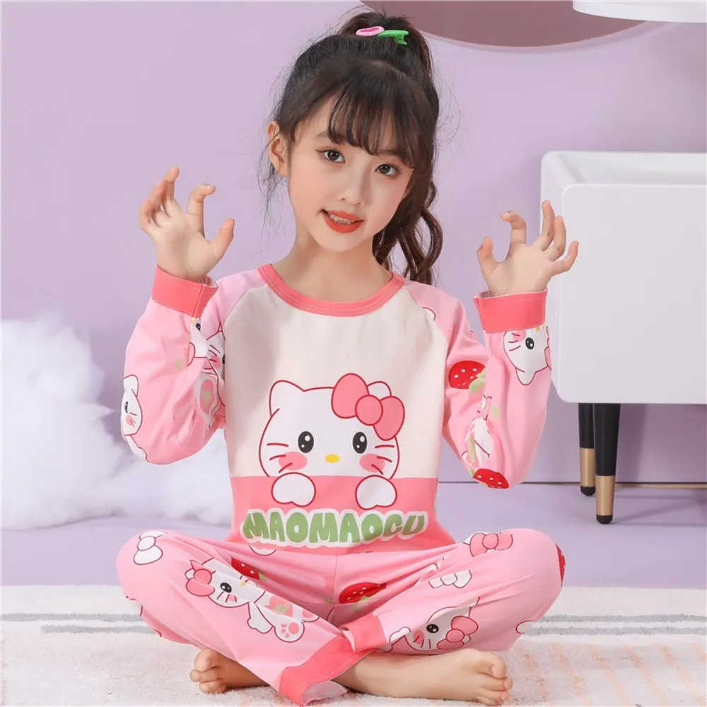 Свободная дышащая детская ночная рубашка с рисунком Hello Kitty, удобная осенне-зимняя одежда
Свободная дышащая детская ночная рубашка с рисунком Hello Kitty, удобная осенне-зимняя одежда