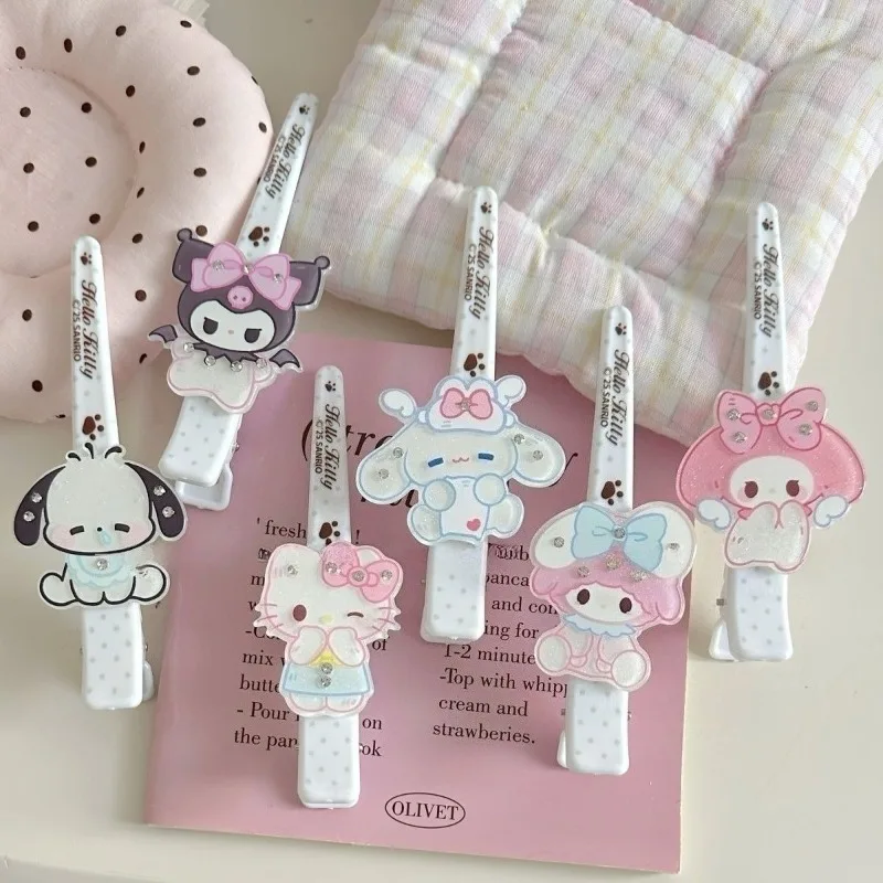 New Kawaii Sanrio Large Duck Billed Clip Cartoon Cute Dot Diamond Hair Accessories Side Broken Hairpin Girl Gift
New Kawaii Sanrio Large Duck Billed Clip Cartoon Cute Dot Diamond Hair Accessories Side Broken Hairpin Girl Gift