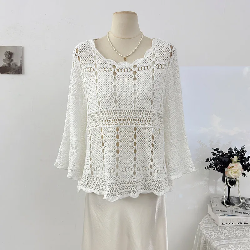 Women's Crochet Tunic Top Flared Sleeve Sheer Hollow-out Open Knit Lace Sweater Pullover Women Cottagecore Boho Resort Wear
Women's Crochet Tunic Top Flared Sleeve Sheer Hollow-out Open Knit Lace Sweater Pullover Women Cottagecore Boho Resort Wear