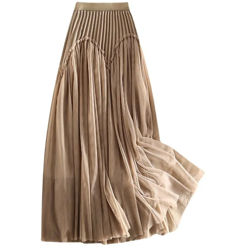 Elegant temperament Spring and autumn classic versatile medium and long design sense splicing mesh A-shaped skirt pleated skirt
Elegant temperament Spring and autumn classic versatile medium and long design sense splicing mesh A-shaped skirt pleated skirt