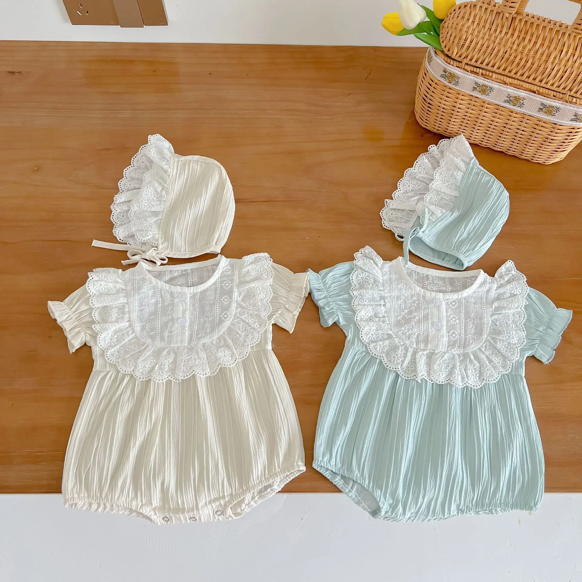 Baby Summer Clothes Cotton Breathable Short Sleeved Climbing Clothes Big Lace Round Neck Sweet Beauty Baby Clothes
Baby Summer Clothes Cotton Breathable Short Sleeved Climbing Clothes Big Lace Round Neck Sweet Beauty Baby Clothes