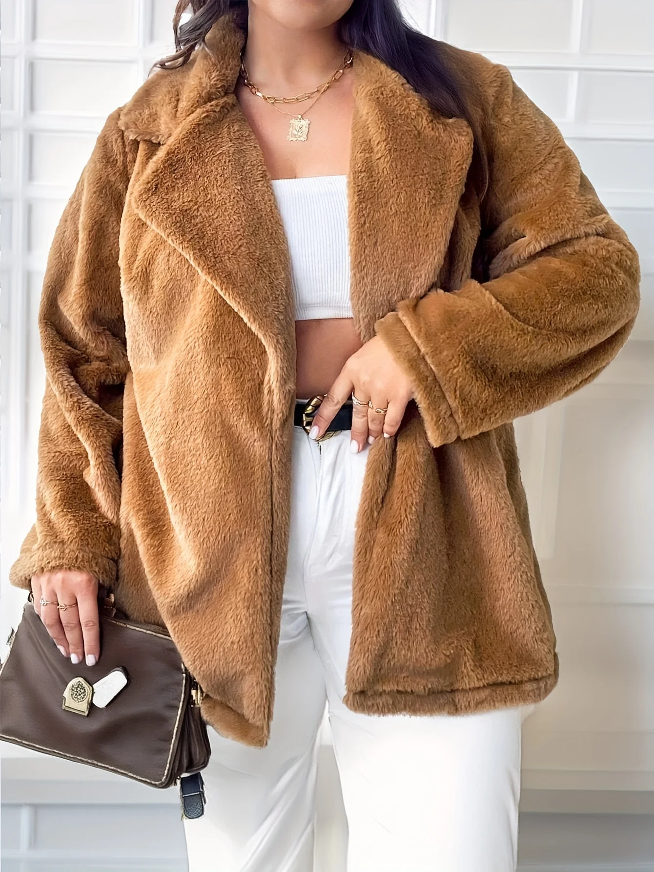 Plus Size Women's Brown Faux Fur Coat, Notched Lapel Open Front Teddy Jacket
Plus Size Women's Brown Faux Fur Coat, Notched Lapel Open Front Teddy Jacket