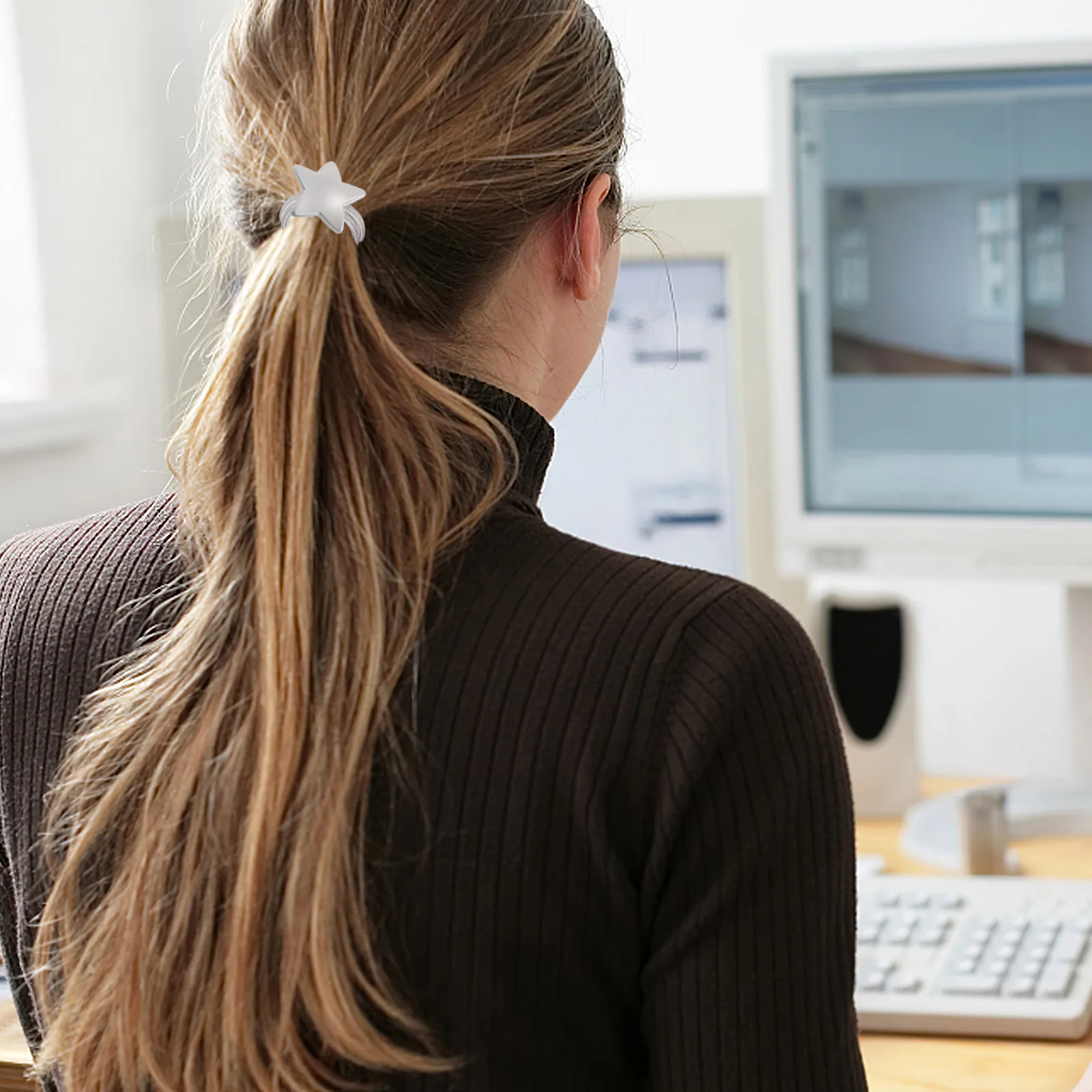 3pcs Hair Ties High Elasticity Soft No Snag Ponytail Holders For Daily Work Outdoor Use Wide Seamless Bun Bands Traceless
3pcs Hair Ties High Elasticity Soft No Snag Ponytail Holders For Daily Work Outdoor Use Wide Seamless Bun Bands Traceless