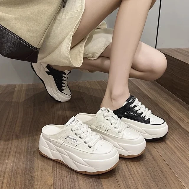 Women's Summer Thick Bottomed Leather Slip-On Shoes Small Versatile Toe-Covering Half Slippers Low Heel T-Strap PU Outsole
Women's Summer Thick Bottomed Leather Slip-On Shoes Small Versatile Toe-Covering Half Slippers Low Heel T-Strap PU Outsole