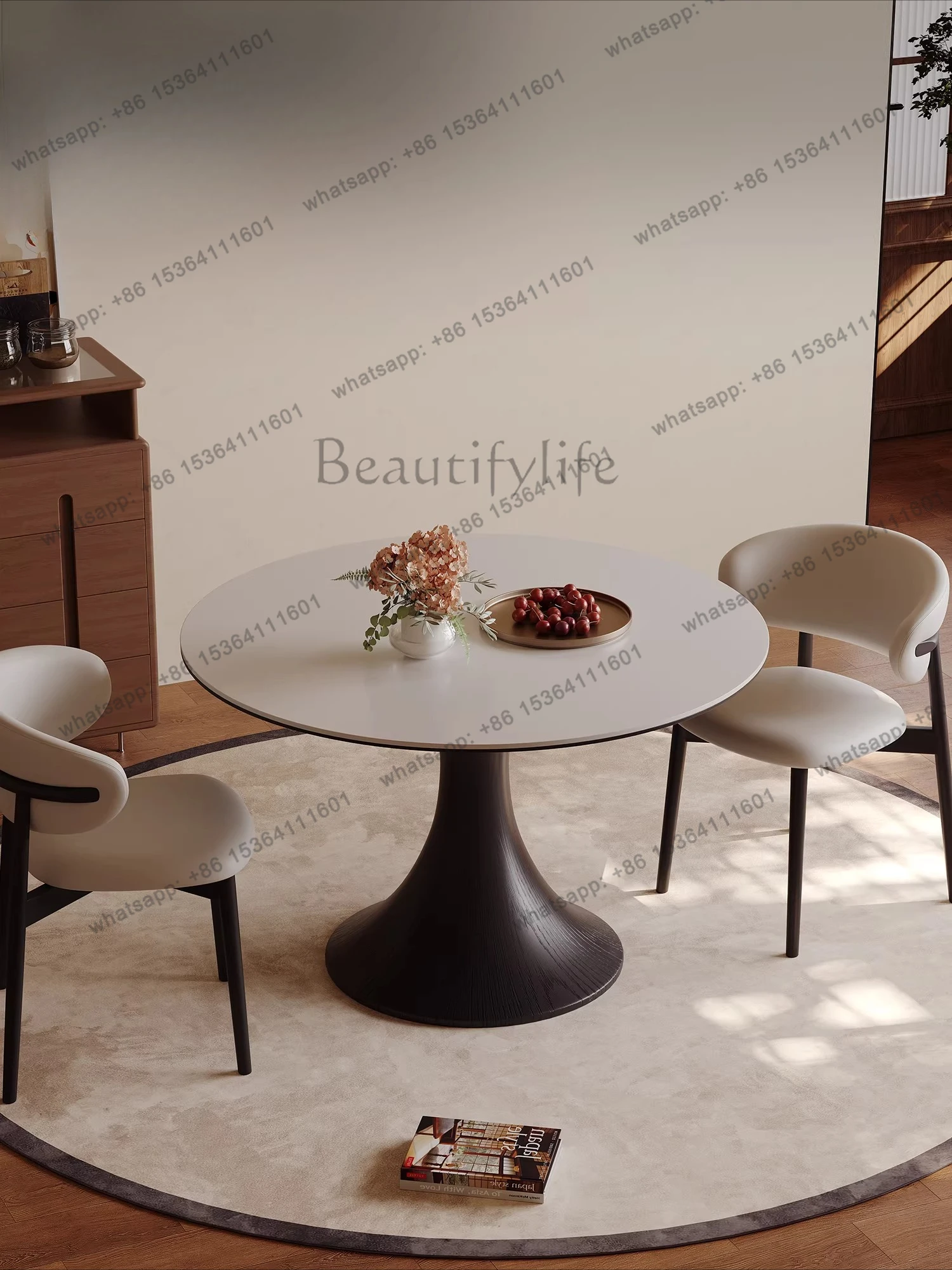 French rock slab dining table minimalist high-end small apartment round table
French rock slab dining table minimalist high-end small apartment round table