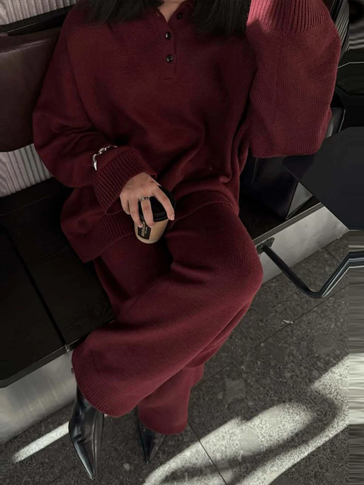 Knitted Sweater Pants Women's Set Polo Collar Full Sleeve Top Straight Loose Trousers Female Sets 2025 Autumn Chic Lady Suit
Knitted Sweater Pants Women's Set Polo Collar Full Sleeve Top Straight Loose Trousers Female Sets 2025 Autumn Chic Lady Suit