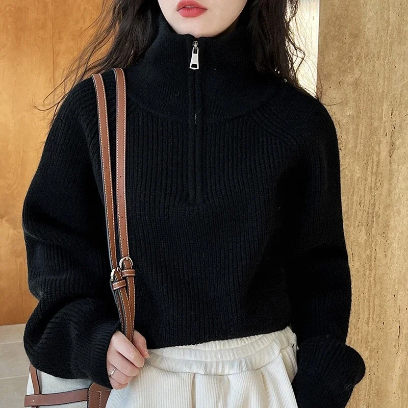 2025 Korean Style Knitted Sweater Women Short Autumn Winter Turtleneck Long Sleeve Pullover Y2k Sweater Top
2025 Korean Style Knitted Sweater Women Short Autumn Winter Turtleneck Long Sleeve Pullover Y2k Sweater Top