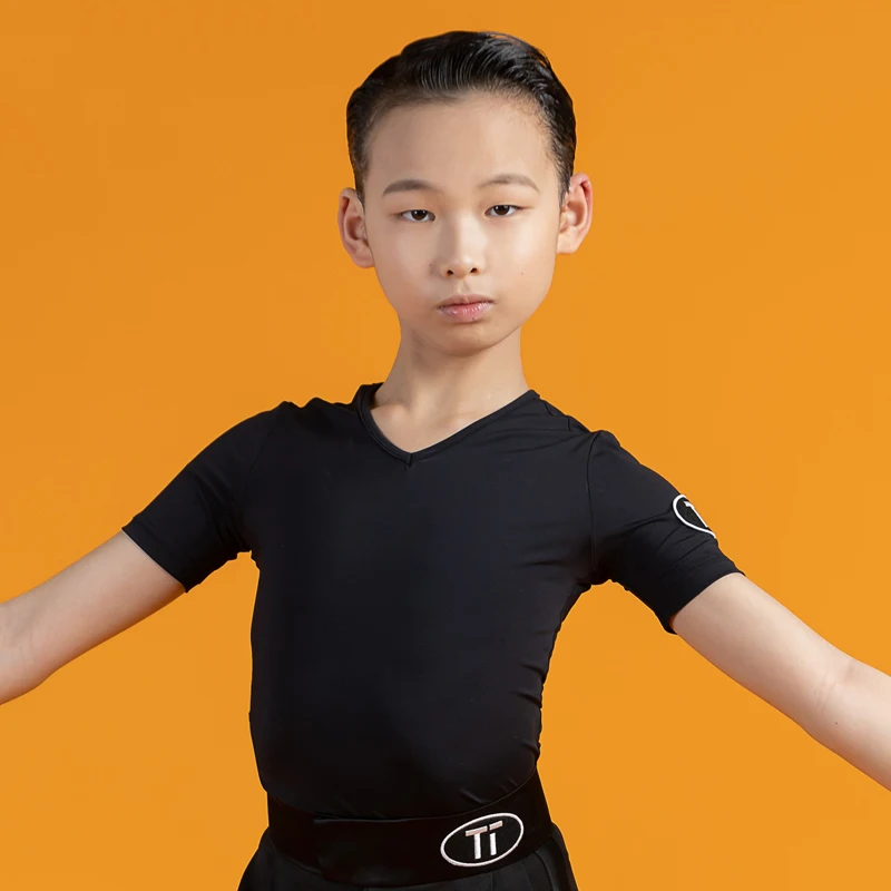 Boys Latin Dance Costumes Children Modern Dance Practice Clothes Short-Sleeved Small V-Neck Top Latin Performance Wear DN12966
Boys Latin Dance Costumes Children Modern Dance Practice Clothes Short-Sleeved Small V-Neck Top Latin Performance Wear DN12966