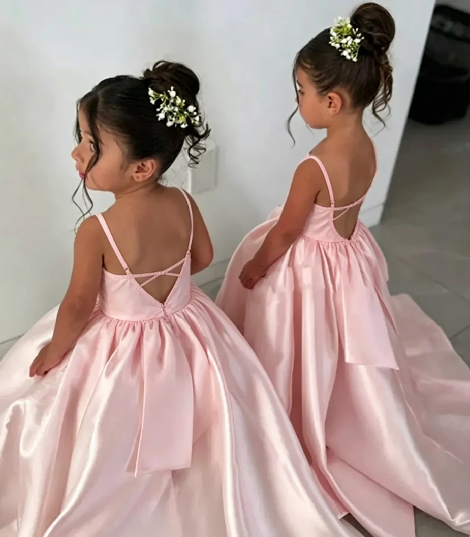 Multicolor Flower Girl Dress with Bow Strap Mini Bridal Wedding Dress Kids Ball Gown 1st Communion Frock Customized Vestidos
Multicolor Flower Girl Dress with Bow Strap Mini Bridal Wedding Dress Kids Ball Gown 1st Communion Frock Customized Vestidos