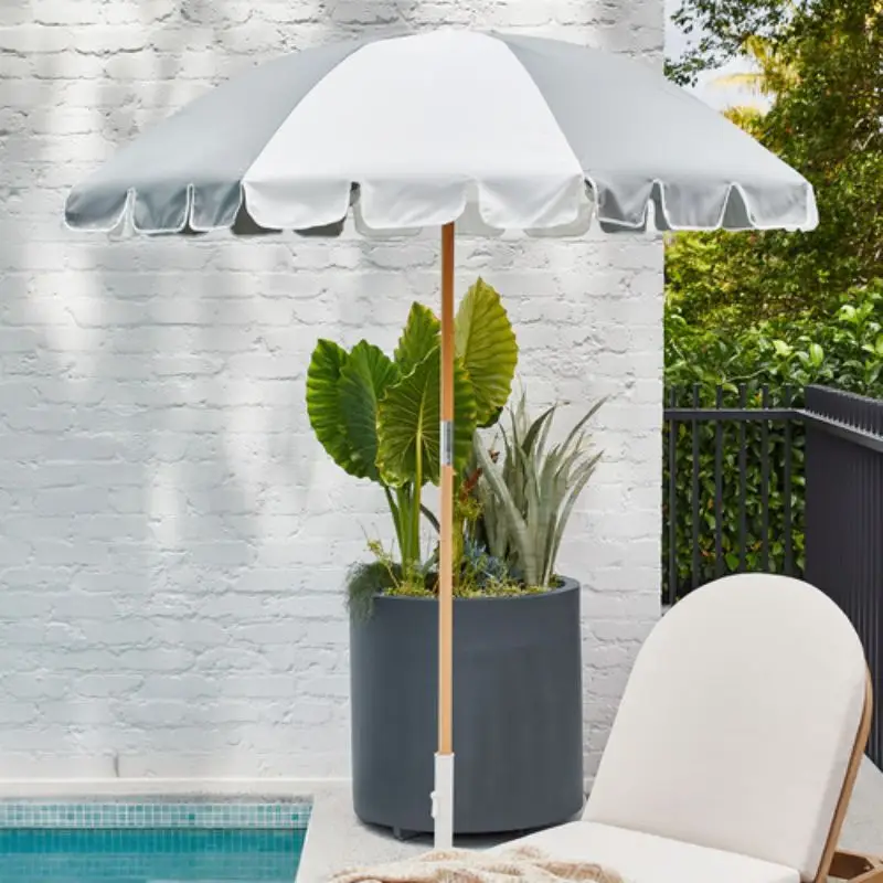 Outdoor parasols can be turned to beach sun umbrellas gray and white splicing garden courtyard umbrellas outdoor camping
Outdoor parasols can be turned to beach sun umbrellas gray and white splicing garden courtyard umbrellas outdoor camping
