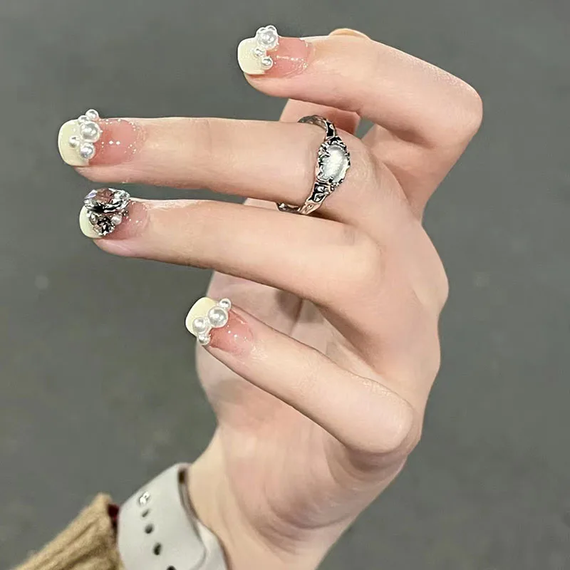 24pcs French False Nails Short Style Version Press On Stick Fake Nail Tips Full Cover Artificial Wearable Clear With Jelly Gel
24pcs French False Nails Short Style Version Press On Stick Fake Nail Tips Full Cover Artificial Wearable Clear With Jelly Gel
