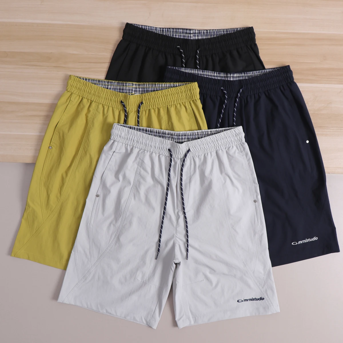 Quick Dry Embroidered Shorts Men's Loose Fit Elastic Waist Pure Color Casual Summer Shorts Five Minutes Trendy Loose Shorts
Quick Dry Embroidered Shorts Men's Loose Fit Elastic Waist Pure Color Casual Summer Shorts Five Minutes Trendy Loose Shorts