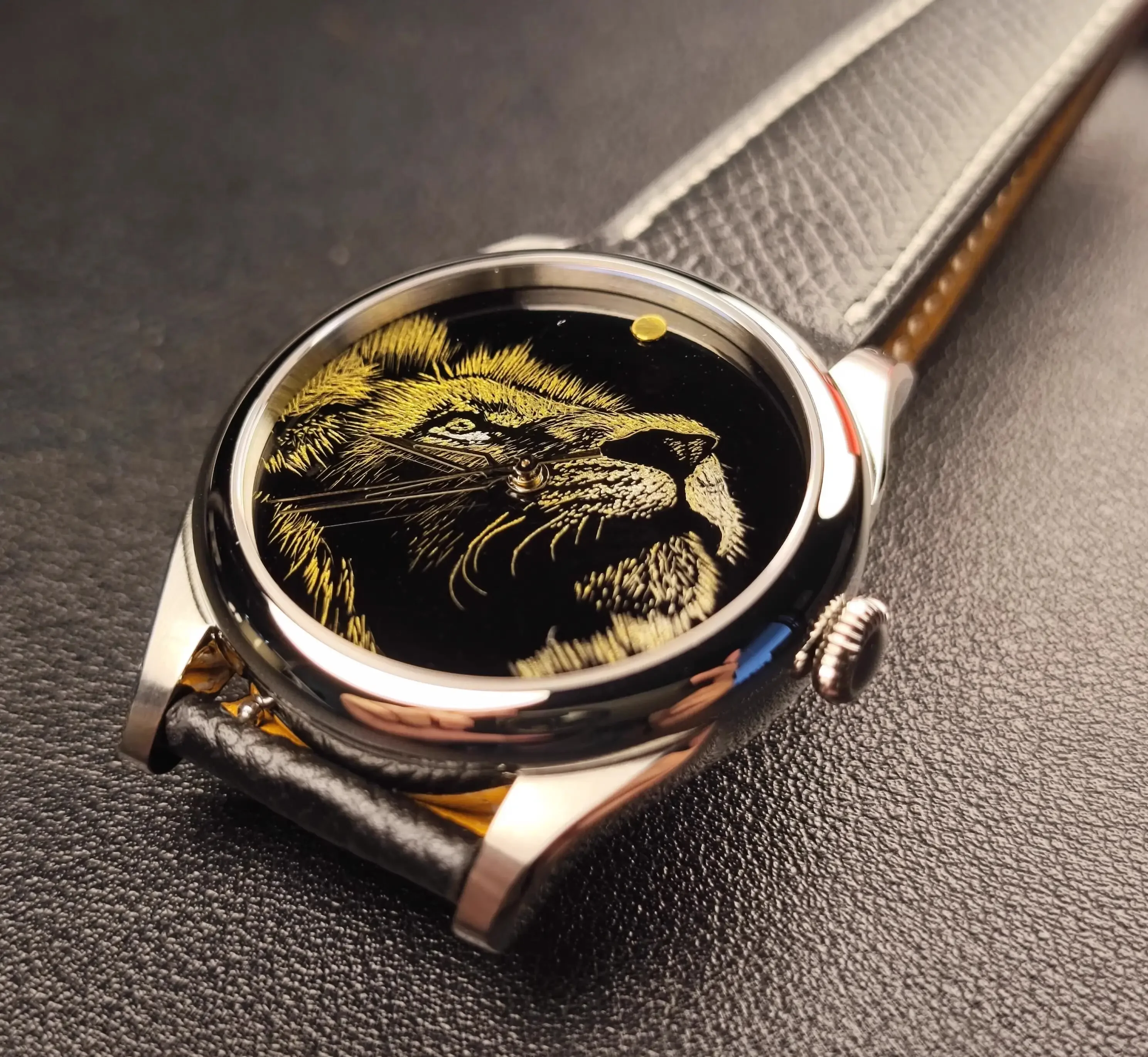 Perfect Time Watch intangible cultural heritage lacquer gold craftsmanship private custom watch SW200 automatic mechanical watch
Perfect Time Watch intangible cultural heritage lacquer gold craftsmanship private custom watch SW200 automatic mechanical watch