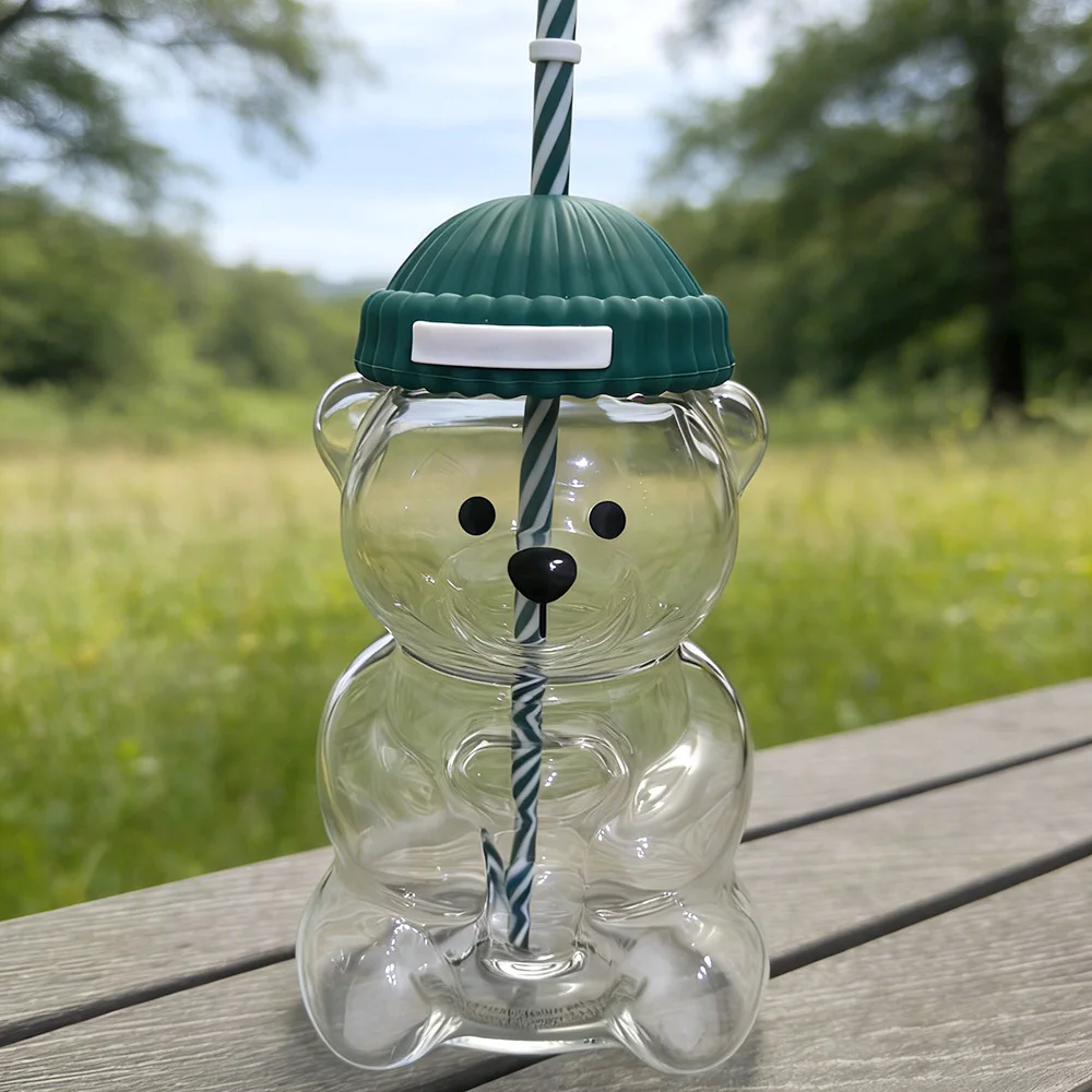 Лидер продаж, стеклянная чашка с медведем, милый прозрачный стакан со шляпой для кофе со льдом, чашка для холодных напитков с соломинкой, ограниченный выпуск
Лидер продаж, стеклянная чашка с медведем, милый прозрачный стакан со шляпой для кофе со льдом, чашка для холодных напитков с соломинкой, ограниченный выпуск