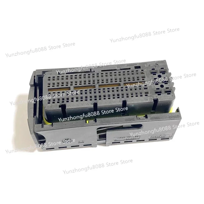 Black socket 284743-1 TE car ECU harness connector plug 94P connector
Black socket 284743-1 TE car ECU harness connector plug 94P connector