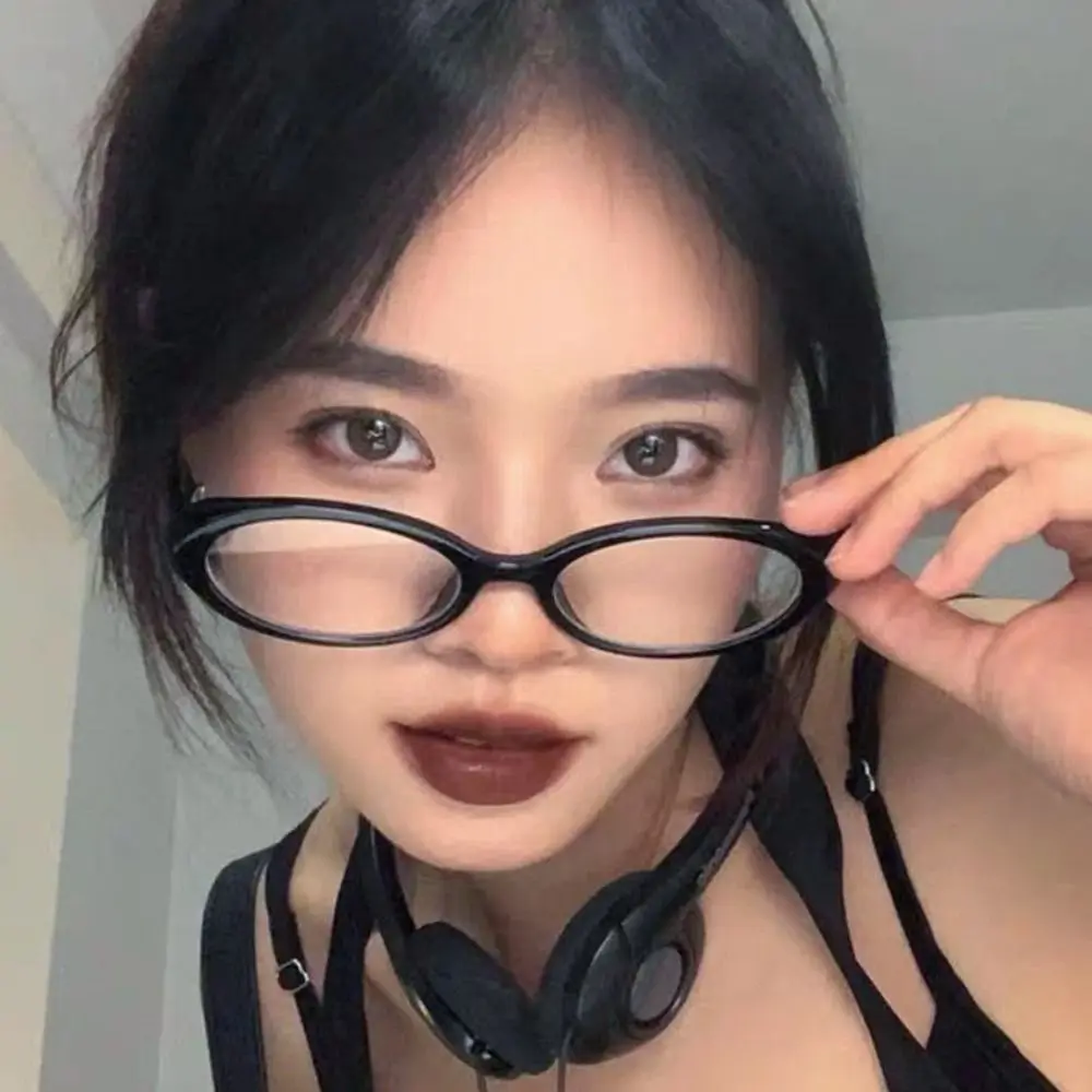 Retro Anti-Blue Light Glasses Women Sweet Girls Y2K Oval Frame Narrow Spectacles Eye Protection Vintage Computer Reading Eyewear
Retro Anti-Blue Light Glasses Women Sweet Girls Y2K Oval Frame Narrow Spectacles Eye Protection Vintage Computer Reading Eyewear