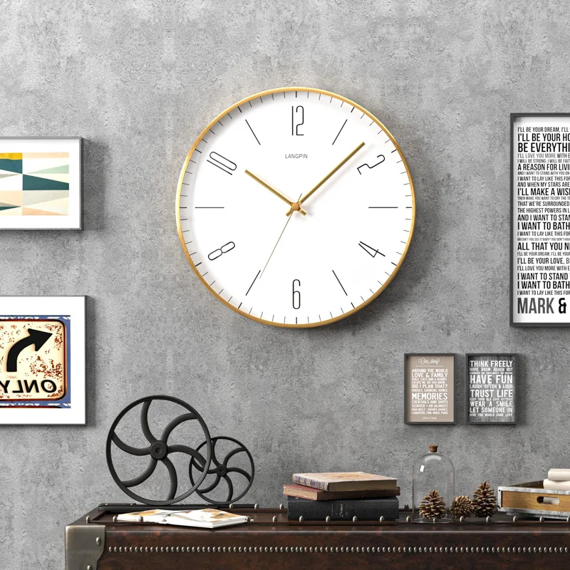 Modern light luxury Nordic American silent living room home bedroom office simple clock wall clock quartz clock hanging watch
Modern light luxury Nordic American silent living room home bedroom office simple clock wall clock quartz clock hanging watch