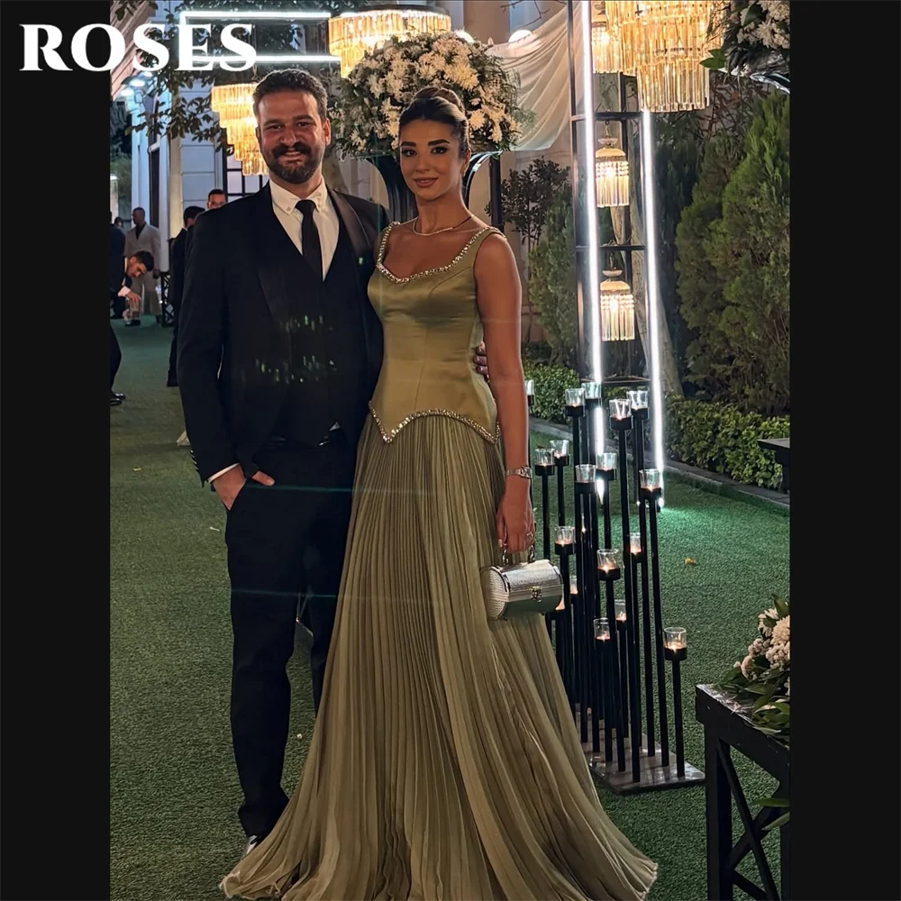 ROSES Olive Green Formal Gown Square Neck Sleeveless Prom Dresses with Beaded Evening Dresses Pleated Modern Style Customized
ROSES Olive Green Formal Gown Square Neck Sleeveless Prom Dresses with Beaded Evening Dresses Pleated Modern Style Customized
