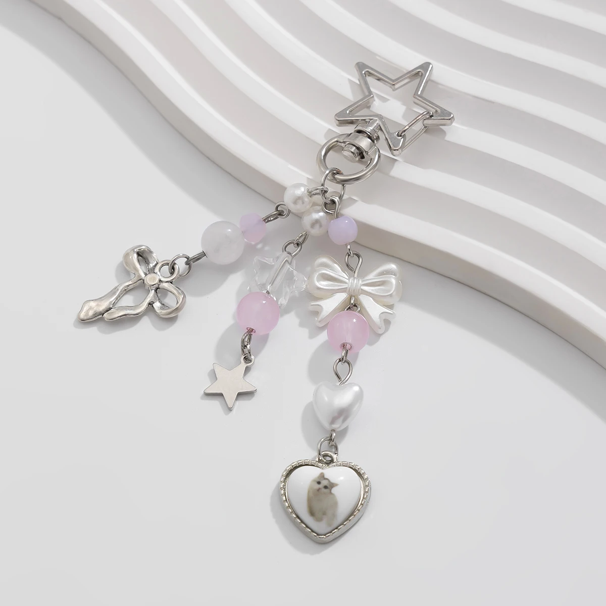 SHIXIN Sweet Bowknot Tassel Love Heart Cat Pendant Keychain Women Imitation Pearl Bead Key Ring Bag Pendant Y2K Accessories New
SHIXIN Sweet Bowknot Tassel Love Heart Cat Pendant Keychain Women Imitation Pearl Bead Key Ring Bag Pendant Y2K Accessories New