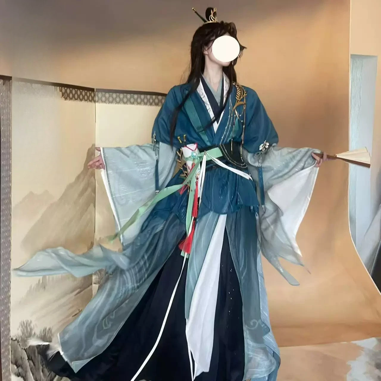 Ashes of the Kingdom Chen Deng's cosplay is like a kite, with ancient style and purple card leather
Ashes of the Kingdom Chen Deng's cosplay is like a kite, with ancient style and purple card leather
