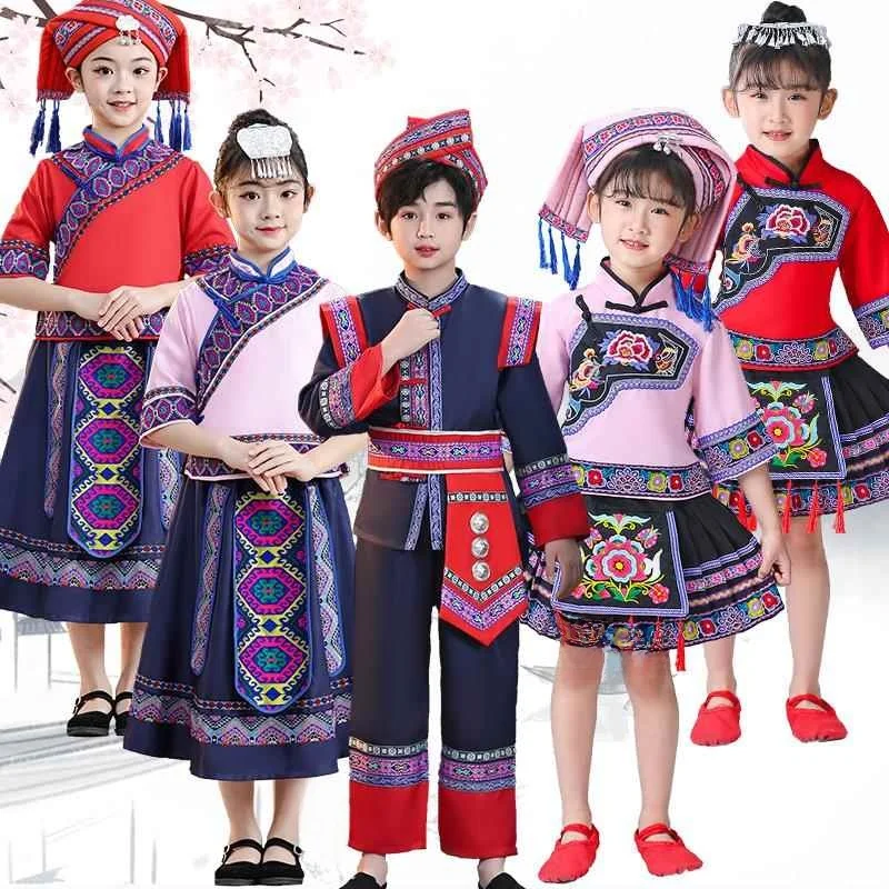 Детский этнический костюм для выступлений, танцевальная одежда для детского сада, сценический наряд, Гуанси Саньюэ Санминьри Сле
Детский этнический костюм для выступлений, танцевальная одежда для детского сада, сценический наряд, Гуанси Саньюэ Санминьри Сле