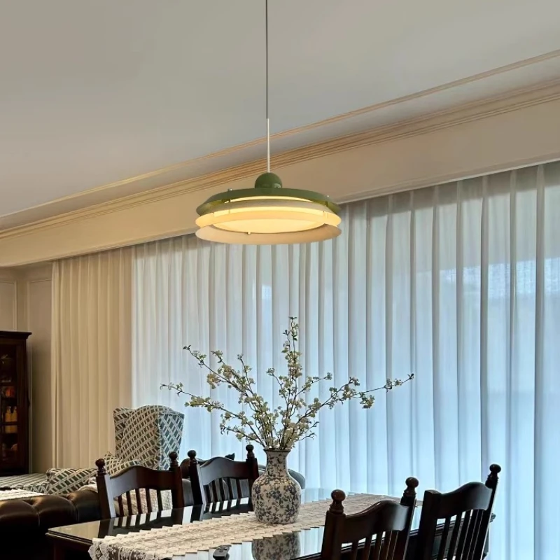 Japanese style cream style restaurant chandelier, retro designer, Nordic bar counter, modern vintage lighting fixtures 
Japanese style cream style restaurant chandelier, retro designer, Nordic bar counter, modern vintage lighting fixtures