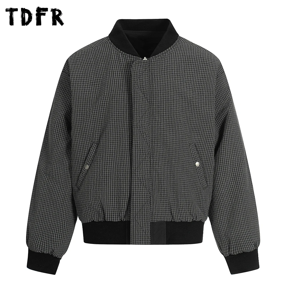 Retro Double-sided Plaid Jacket Mens Pocket Autumn Safari Style Stand Collar Loose Long Sleeve Cargo Outerwear Man
Retro Double-sided Plaid Jacket Mens Pocket Autumn Safari Style Stand Collar Loose Long Sleeve Cargo Outerwear Man